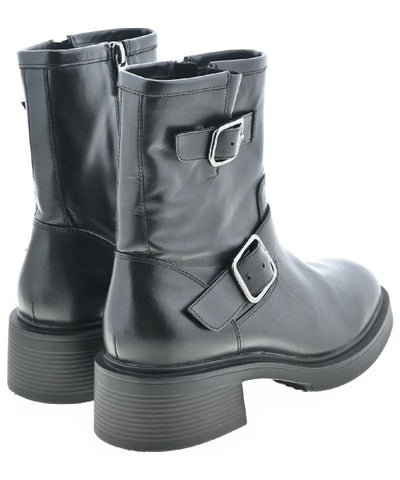 APOM Boots