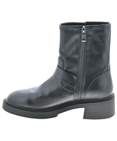 APOM Boots
