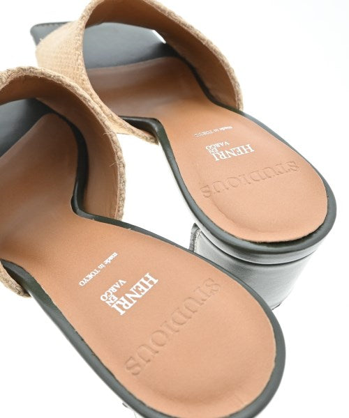 HENRI EN VARGO Sandals