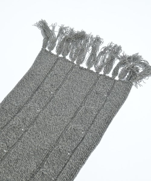 MADELEINE THOMPSON Winter scarves