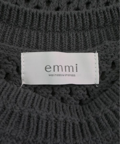 emmi Vests