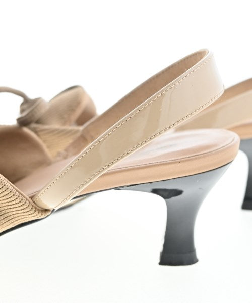 MAVERICK PRESENTS Pumps/Heels