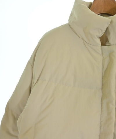 ITEMS URBAN RESEARCH Down coats
