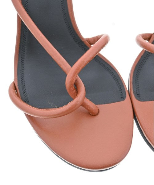 Neous Sandals