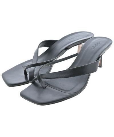 Neous Sandals