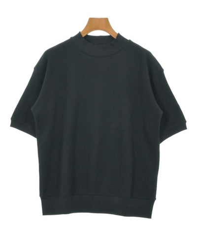 CLOSELY Tee Shirts/Tops