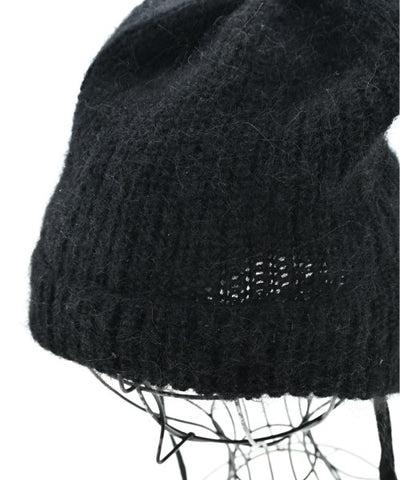 p cnq Knitted caps/Beanie