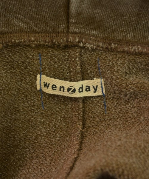 Wenzday Hoodies