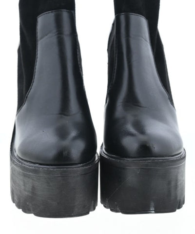 PUBLIC DESIRE Boots