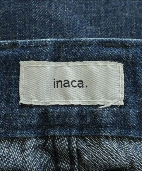 inaca. Jeans