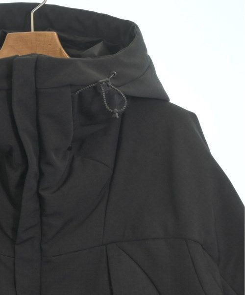 LANTERN Down jackets/Vests