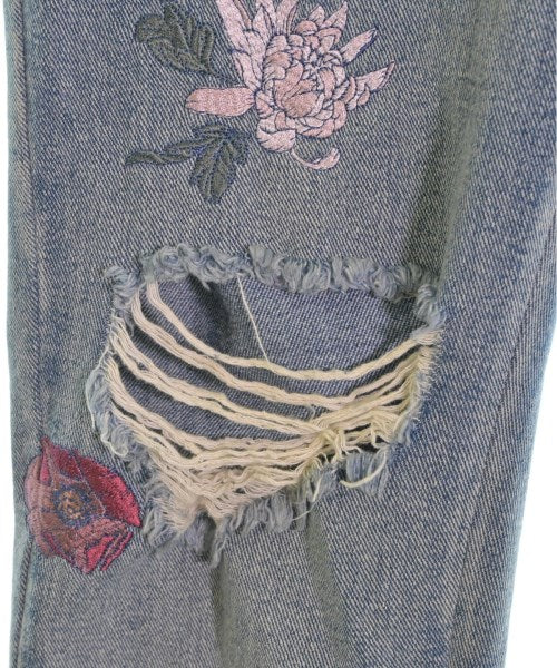 KENDALL + KYLIE Jeans