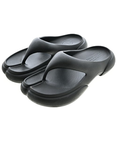 PAES Sandals