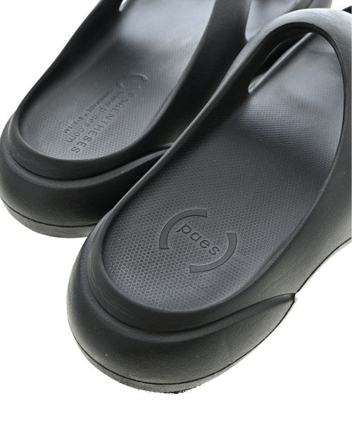 PAES Sandals