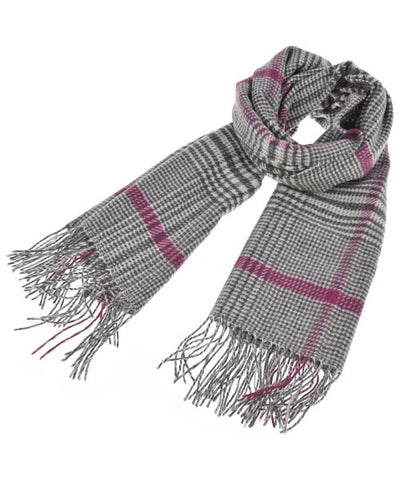Quaranciel Winter scarves