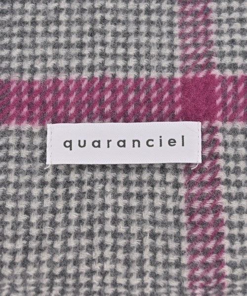 Quaranciel Winter scarves