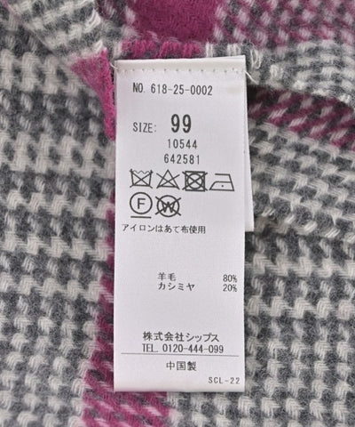 Quaranciel Winter scarves