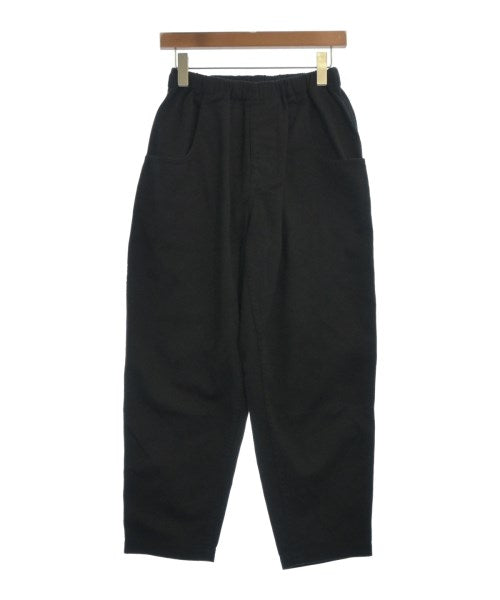 CGS. Cropped pants