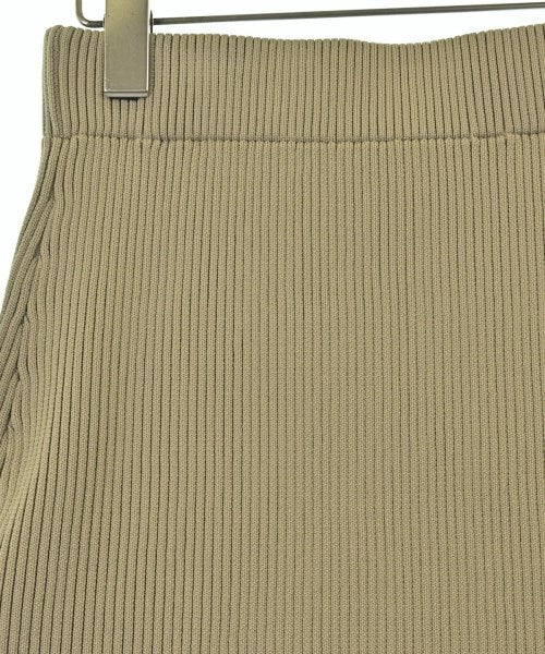 ELLIE Knee length skirts