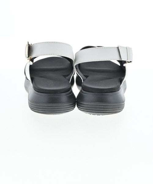 UNOHA Sandals