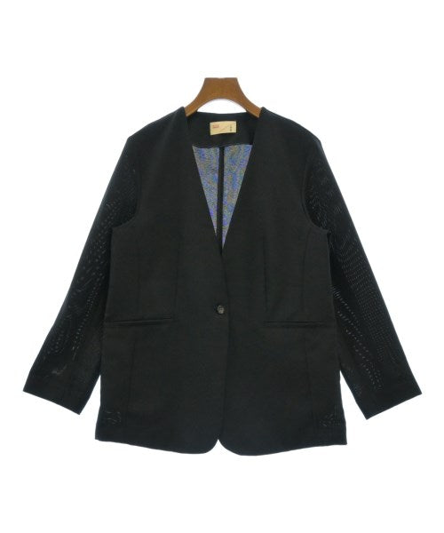 LB.04 Collarless jackets