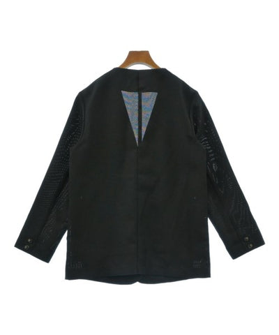 LB.04 Collarless jackets