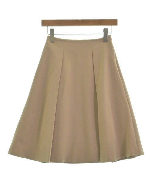 LB.04 Knee length skirts