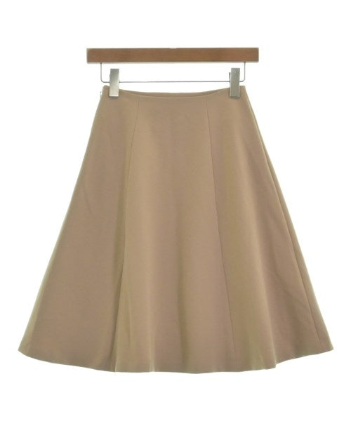 LB.04 Knee length skirts