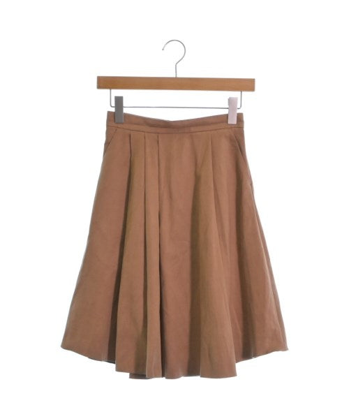 UNTITLED Knee length skirts