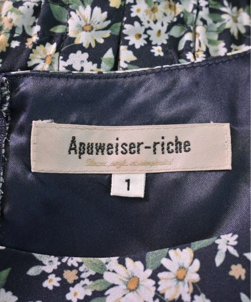 Apuweiser-riche Dresses