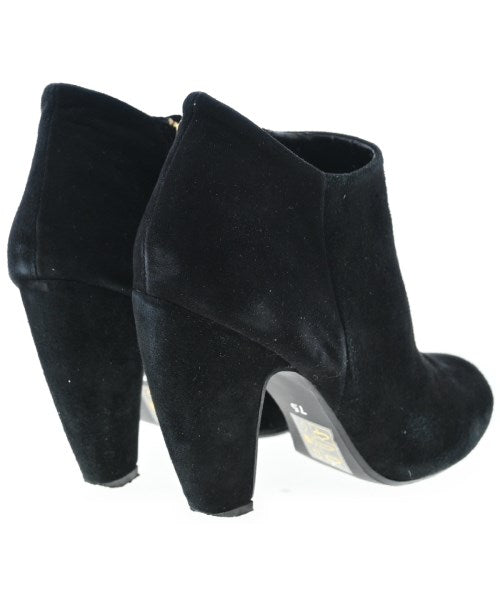 STEVE MADDEN Booties