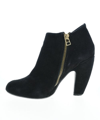 STEVE MADDEN Booties