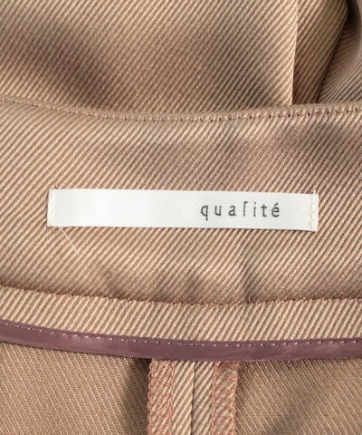 qualite Cropped pants