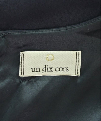 un dix cors Dresses