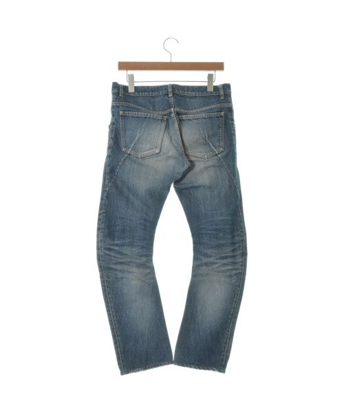 ATTACHMENT Jeans