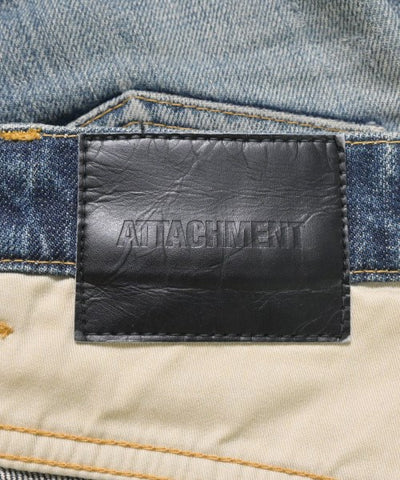 ATTACHMENT Jeans