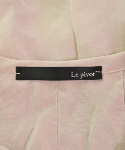 Le pivot Dresses