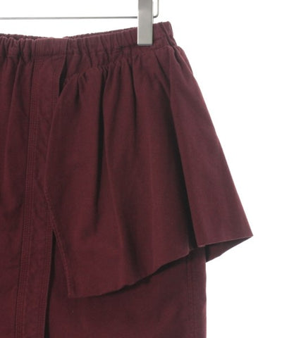 N? 21 Knee length skirts