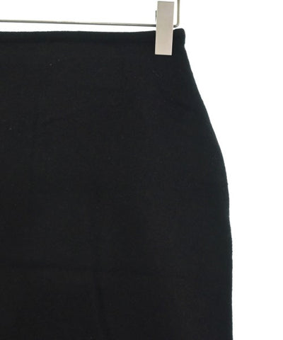 Y's Knee length skirts