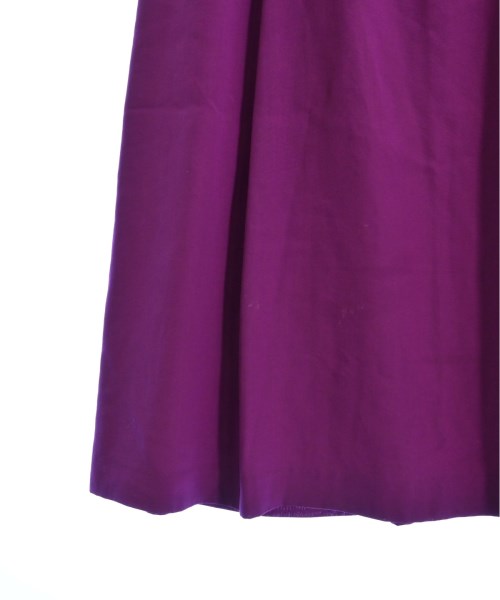 PAUL STUART Knee length skirts