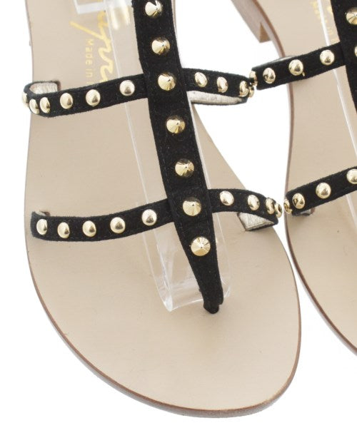 Capri Sandals